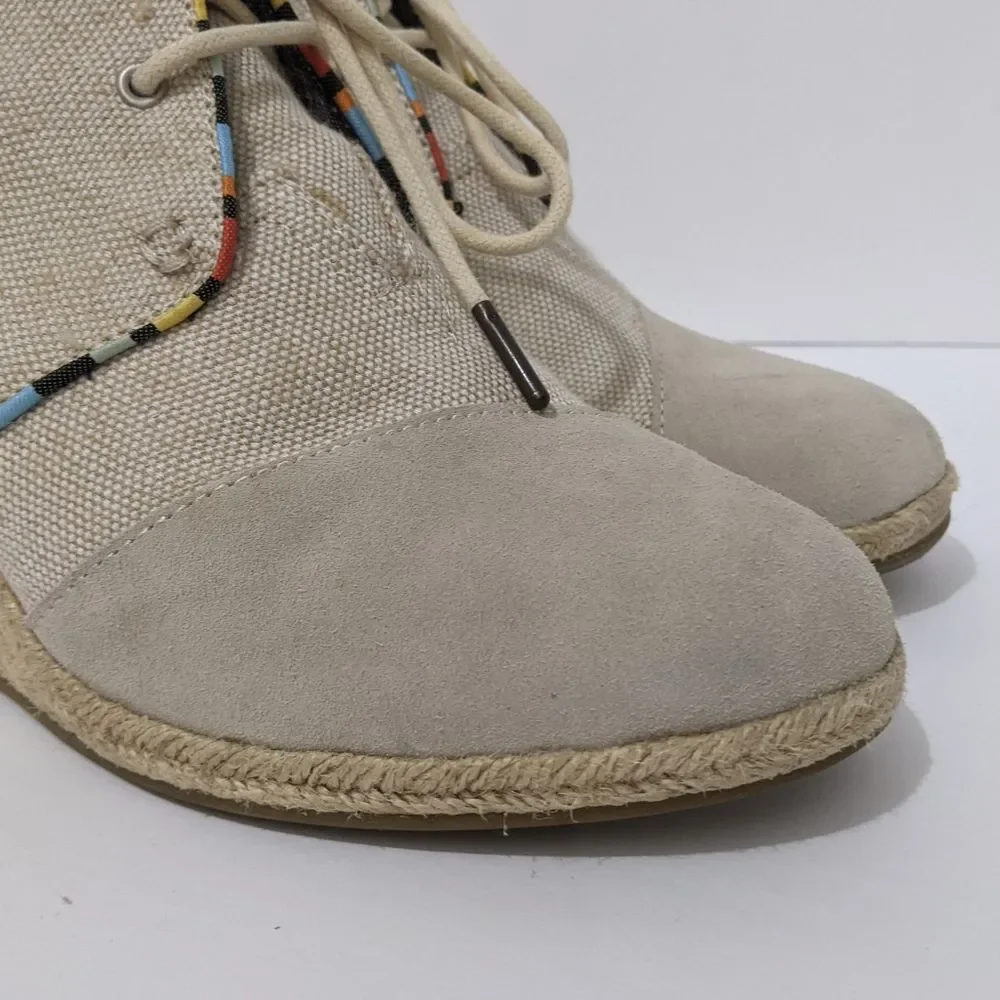 TOMS Womens 9.5 Wedges Tan Booties Whisper Desert Wedge Boot 9 1/2 Suede Shoes